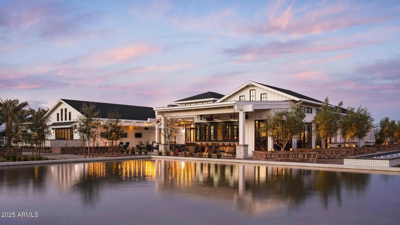 Real Estate Picture 32