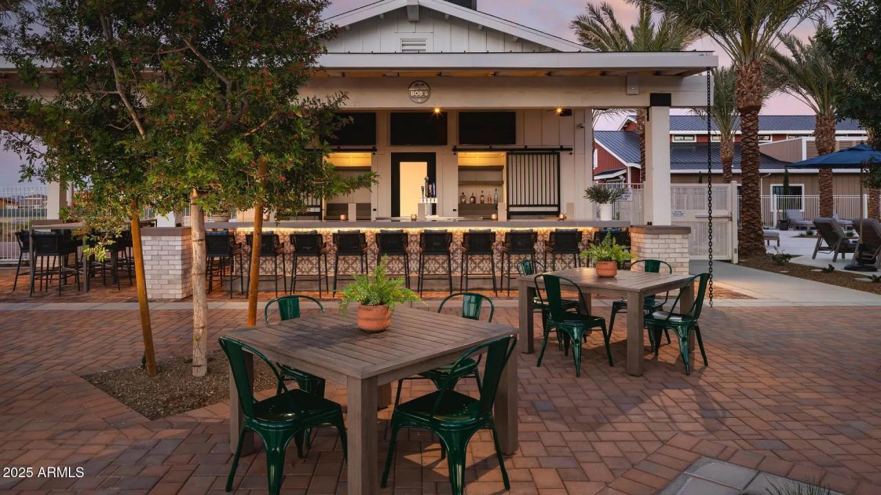 Real Estate Picture 37