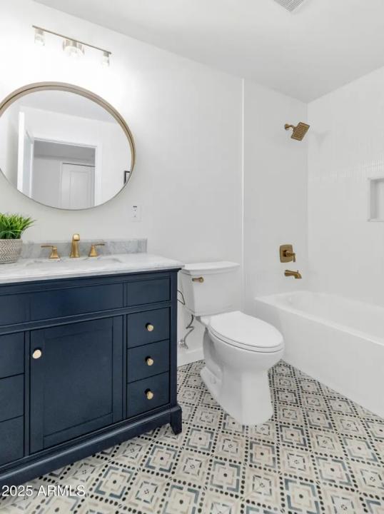 Real Estate Picture 13