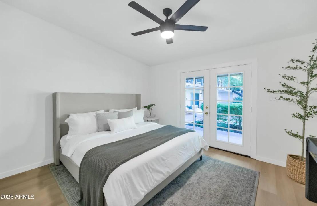 Real Estate Picture 11