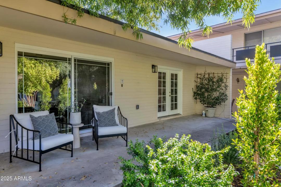 Real Estate Picture 20