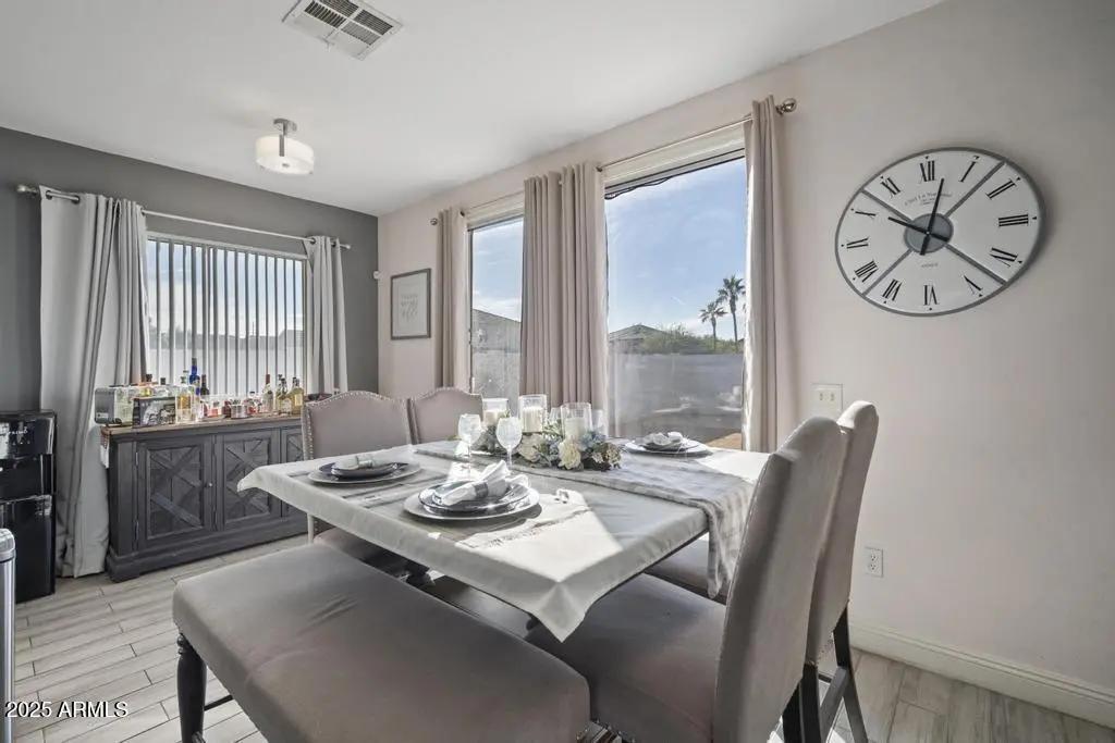 Real Estate Picture 9