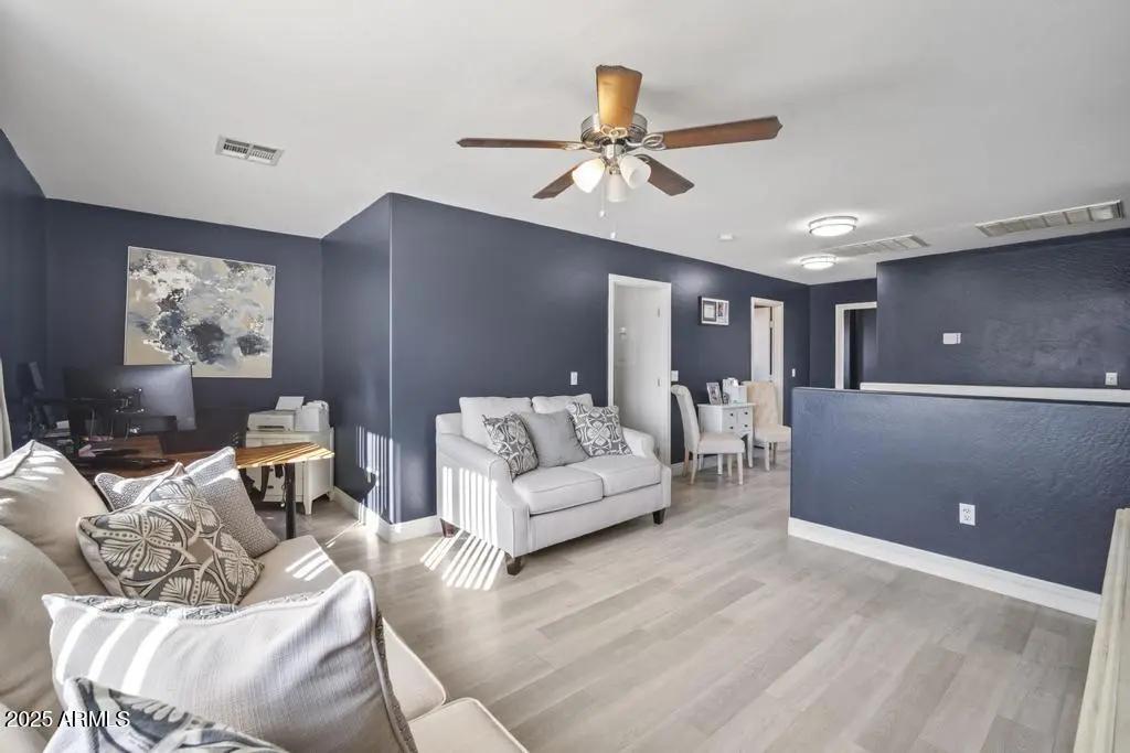 Real Estate Picture 16