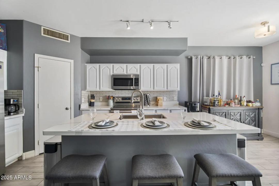 7218 S 40TH Lane Phoenix AZ 85041