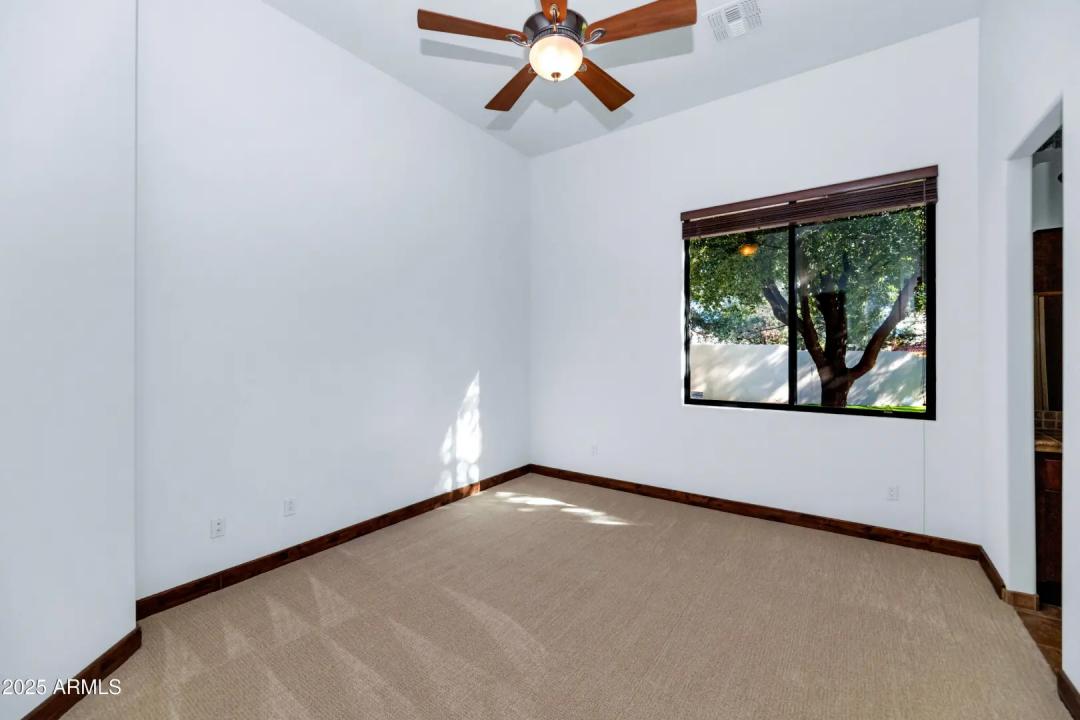 Real Estate Picture 29