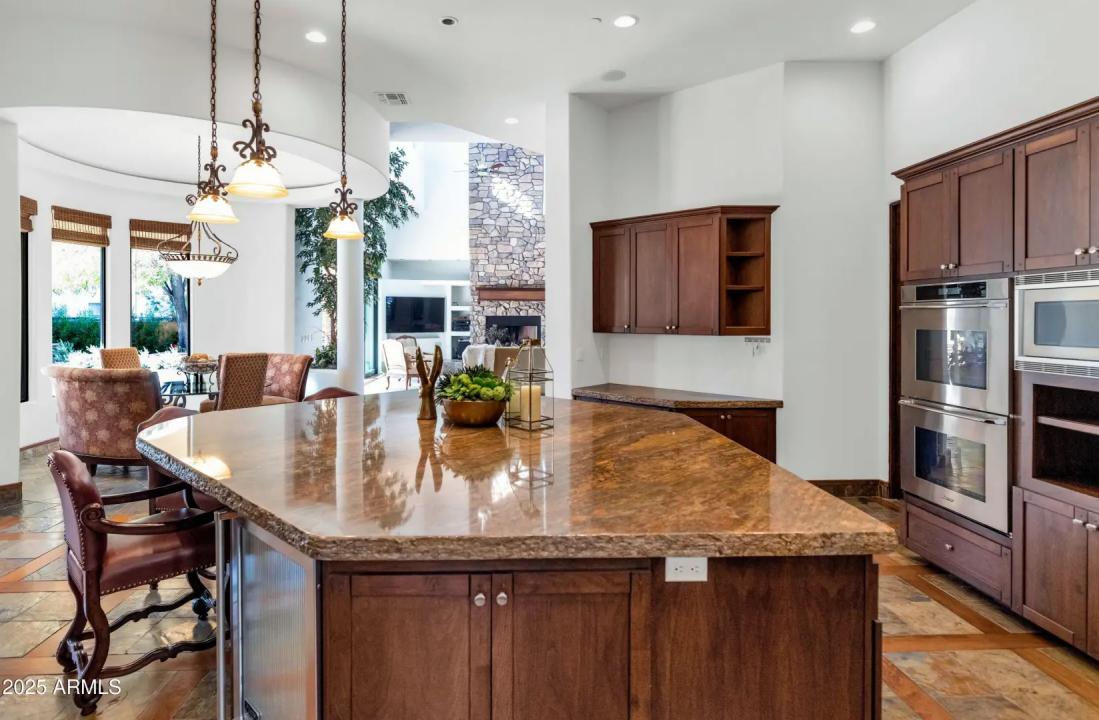 Real Estate Picture 26