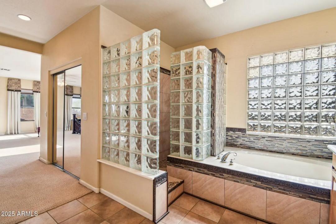 Real Estate Picture 23