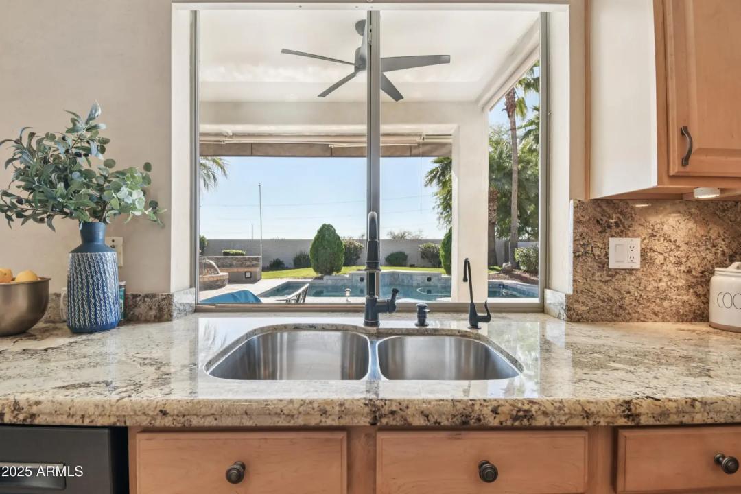 Real Estate Picture 10