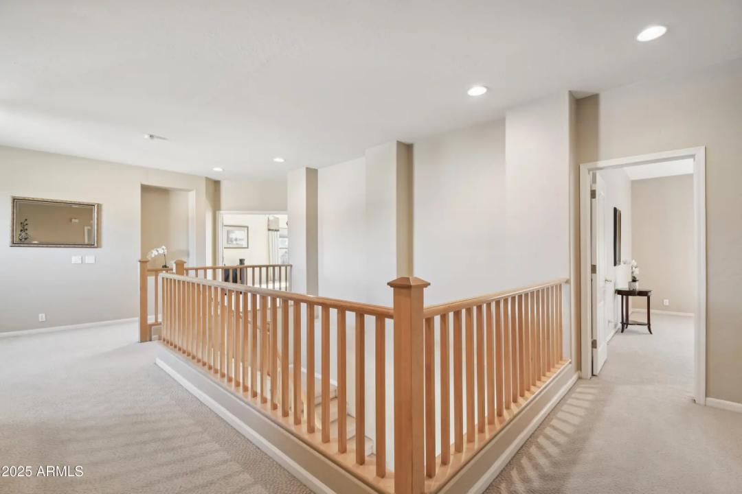 Real Estate Picture 17