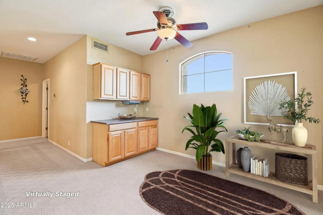 Real Estate Picture 18