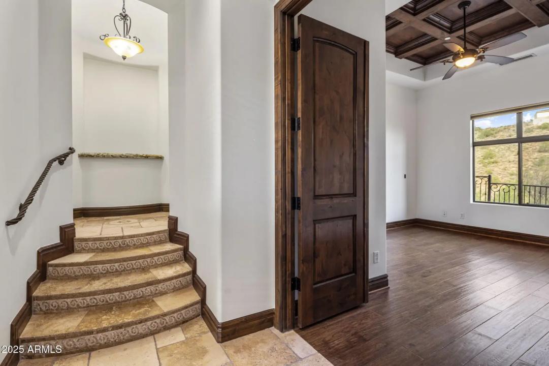 Real Estate Picture 40