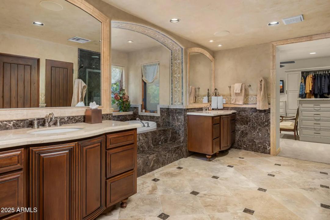 Real Estate Picture 19