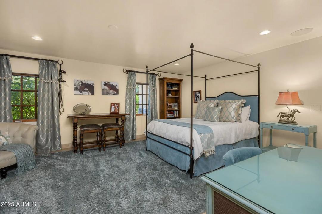 Real Estate Picture 26