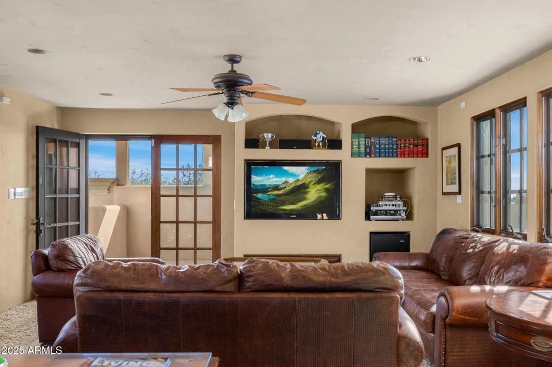 Real Estate Picture 29