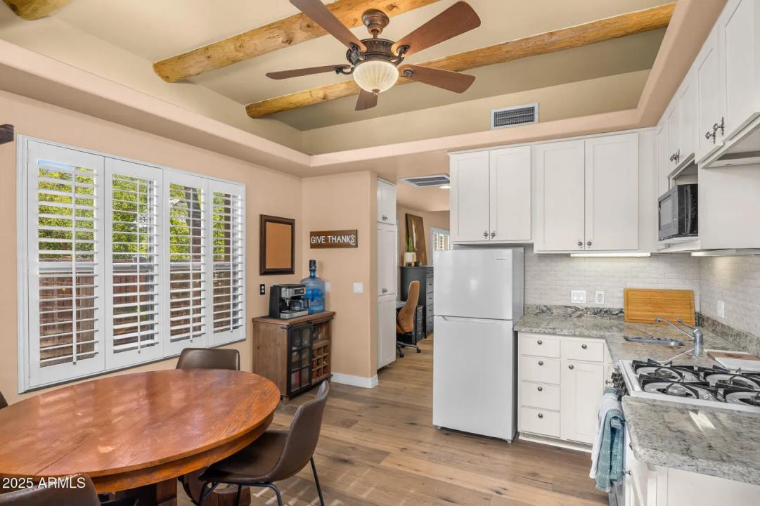 Real Estate Picture 44