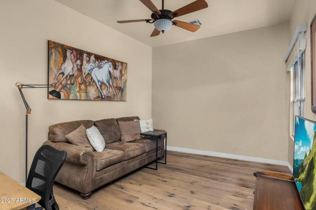 Real Estate Picture 45