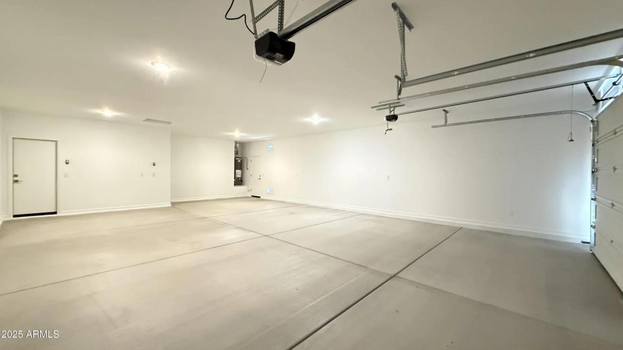 Real Estate Picture 26