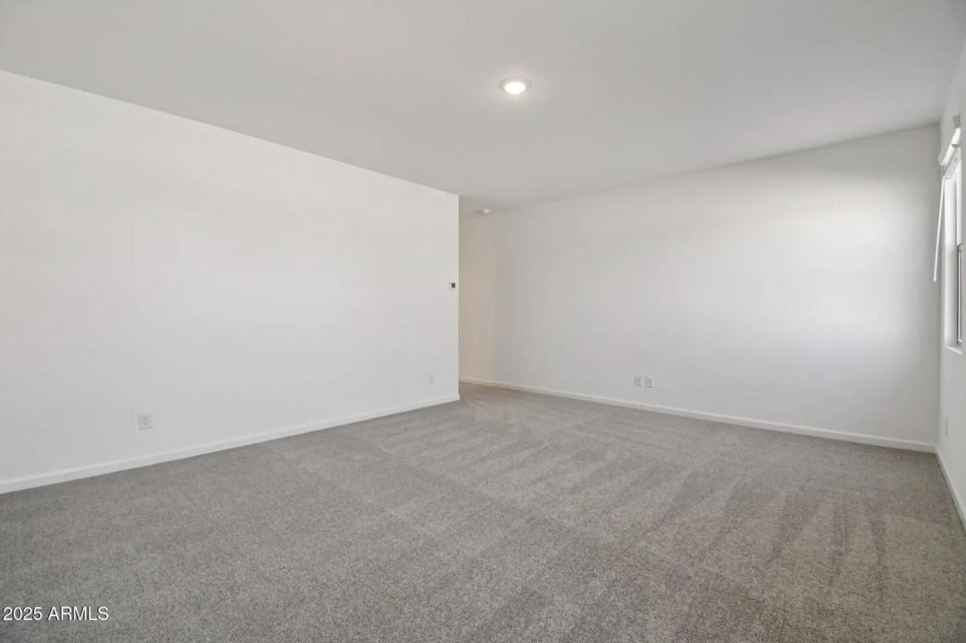 Real Estate Picture 21