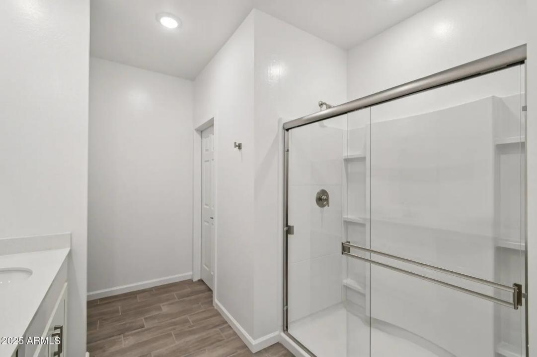 Real Estate Picture 26