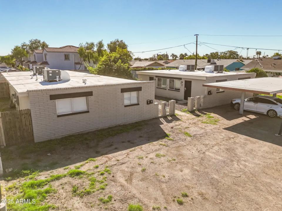 Real Estate Picture 17