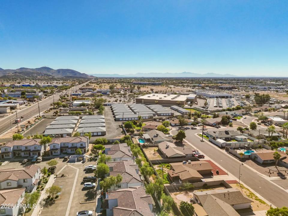 Real Estate Picture 27