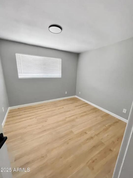 Real Estate Picture 33