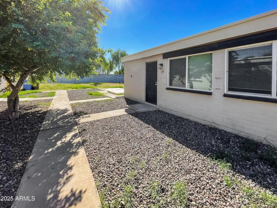 Real Estate Picture 1