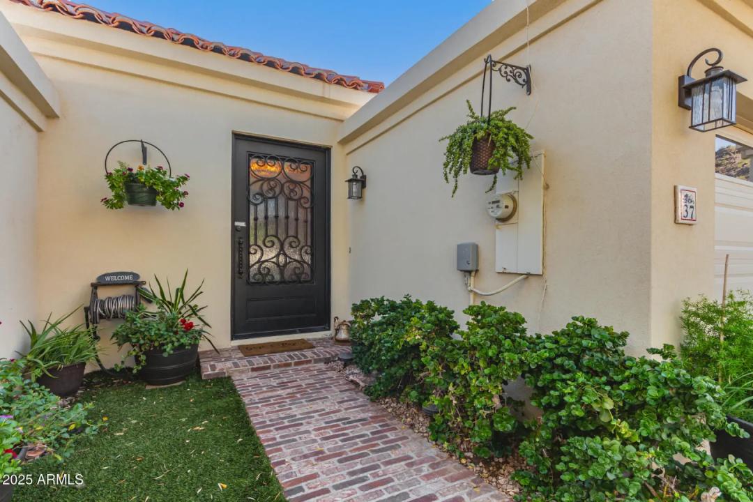 Real Estate Picture 2