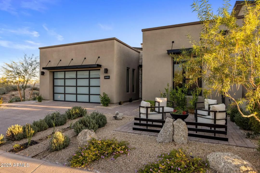 Real Estate Picture 3