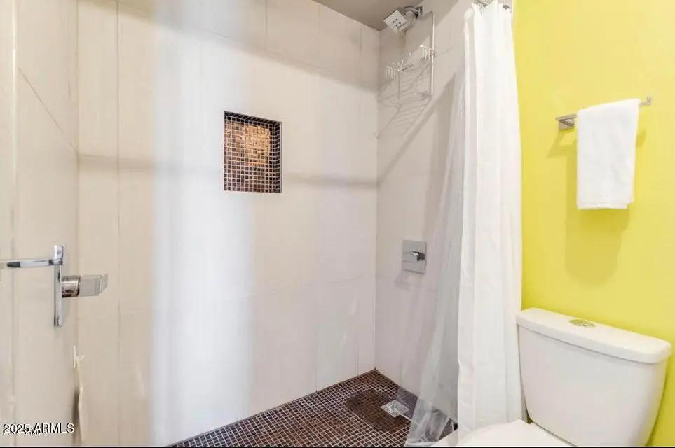 Real Estate Picture 12