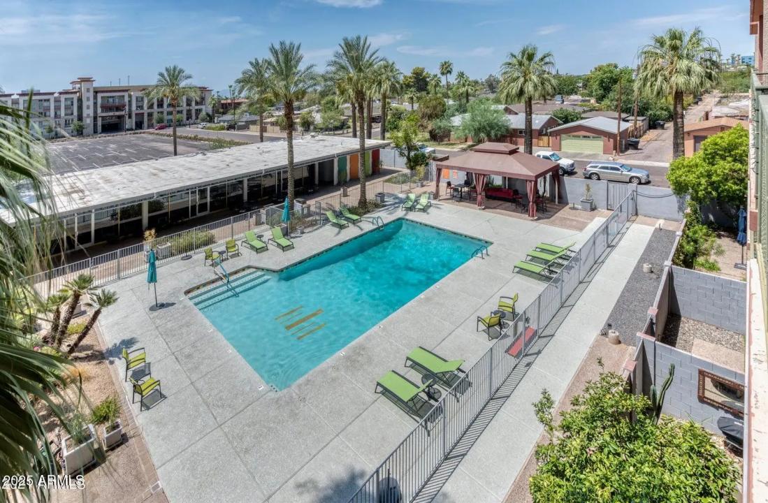 Real Estate Picture 38