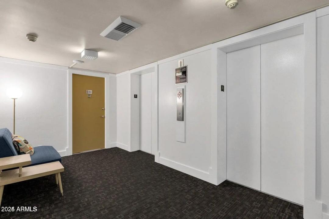 Real Estate Picture 23