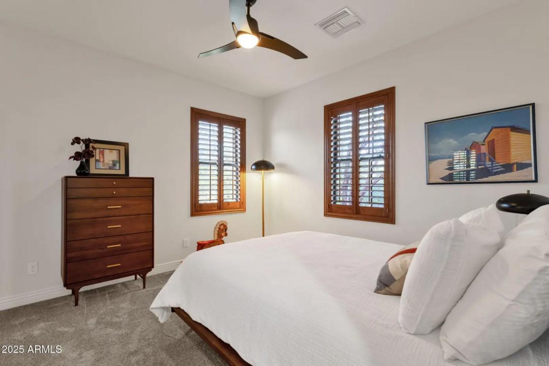 Real Estate Picture 26