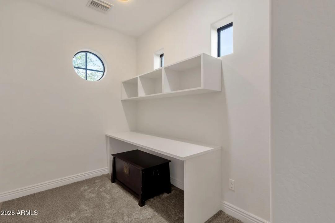 Real Estate Picture 30