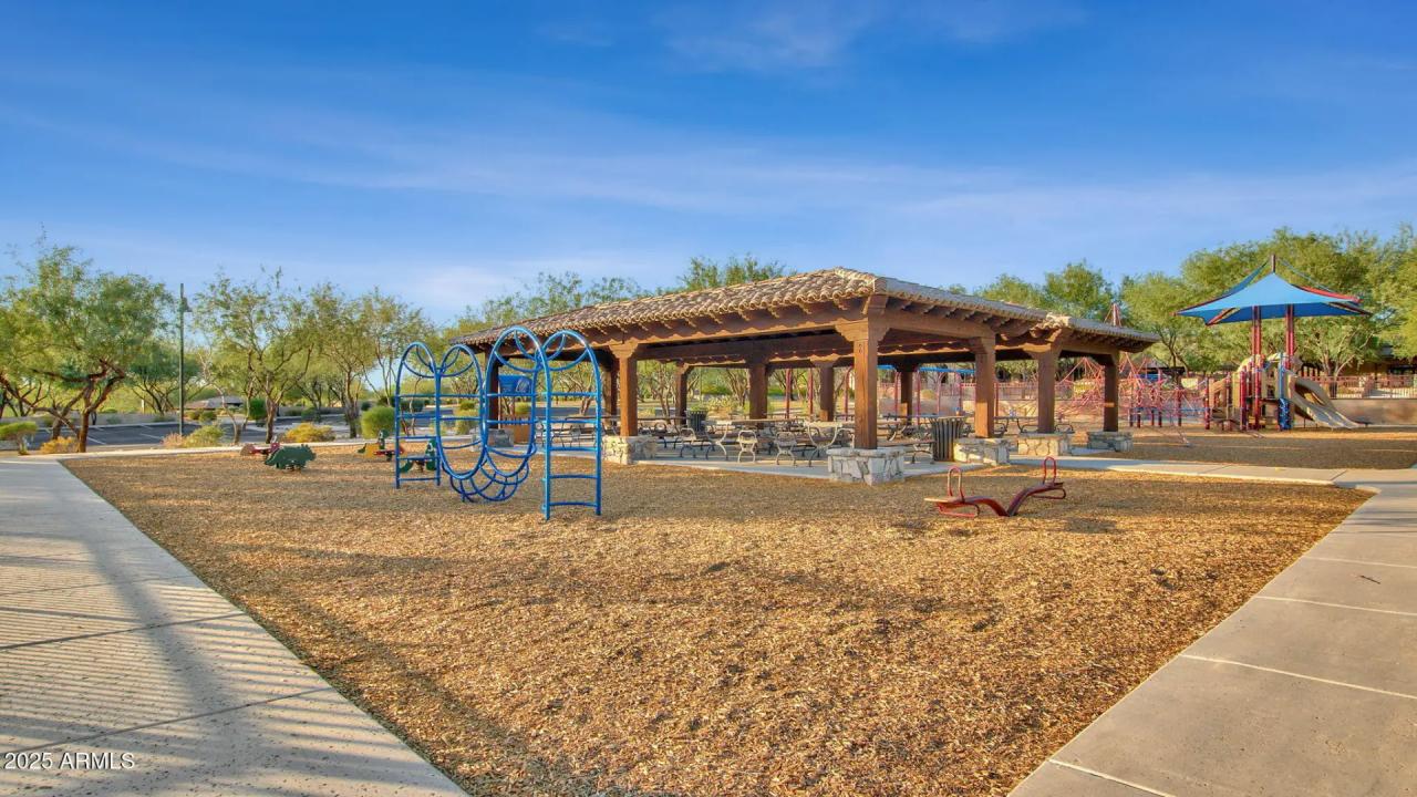 Real Estate Picture 49