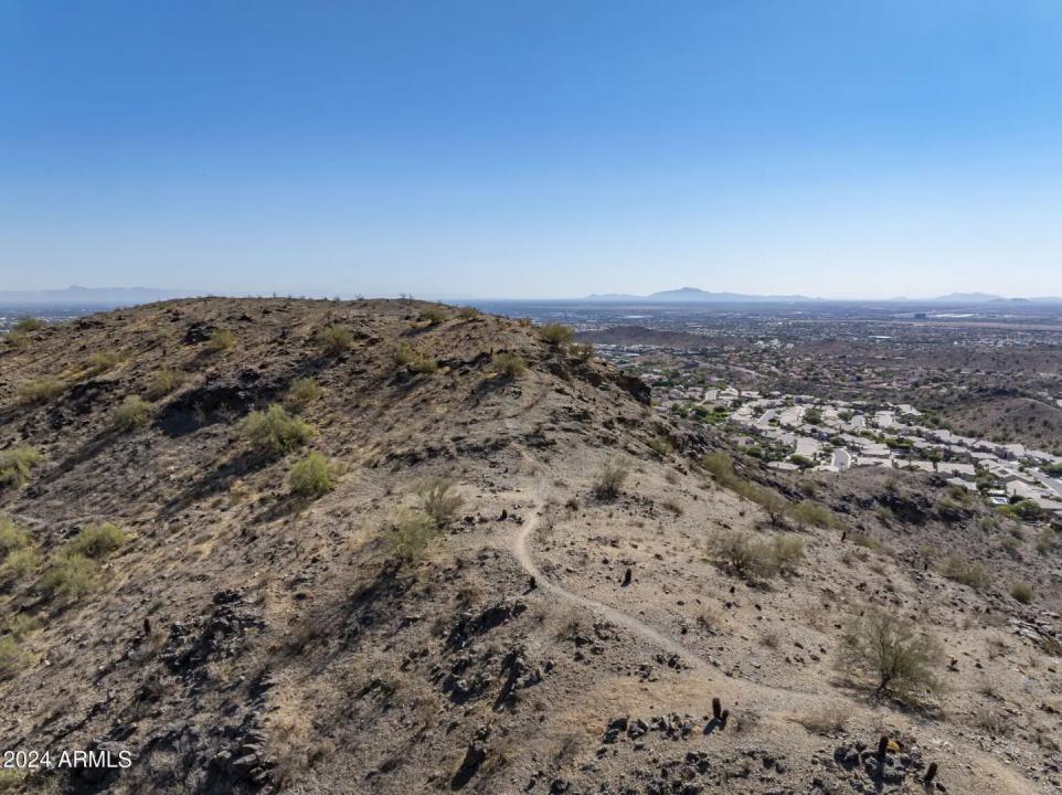 Real Estate Picture 28