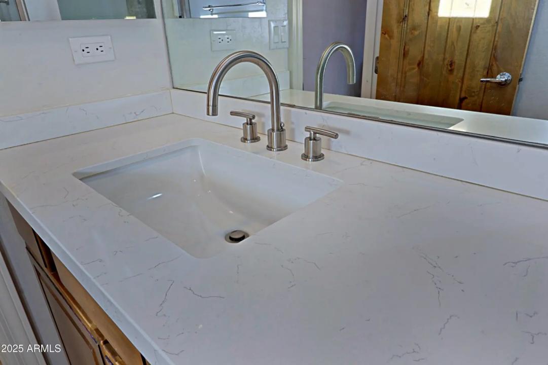 Real Estate Picture 54