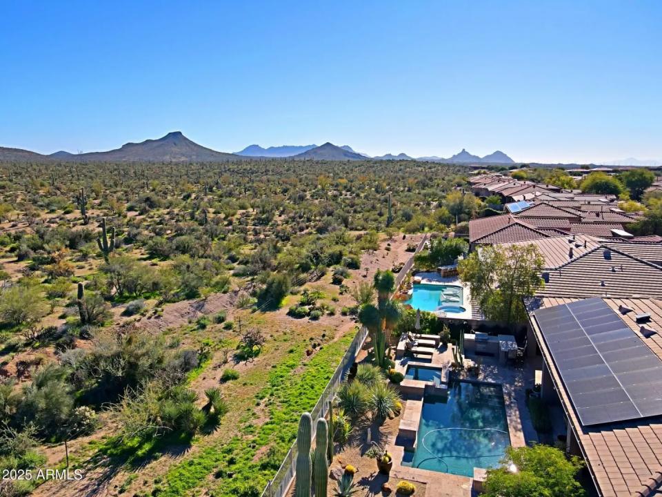 Real Estate Picture 70