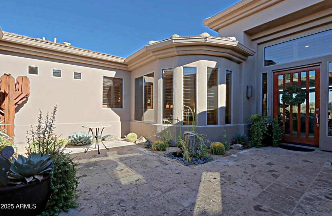 Real Estate Picture 15