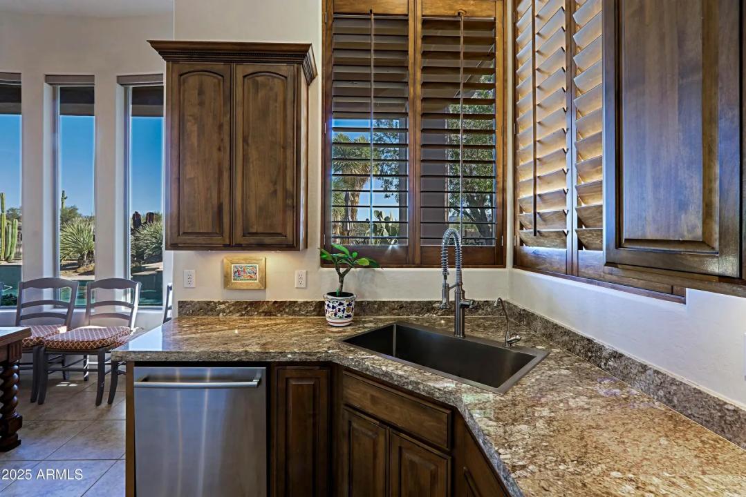 Real Estate Picture 41