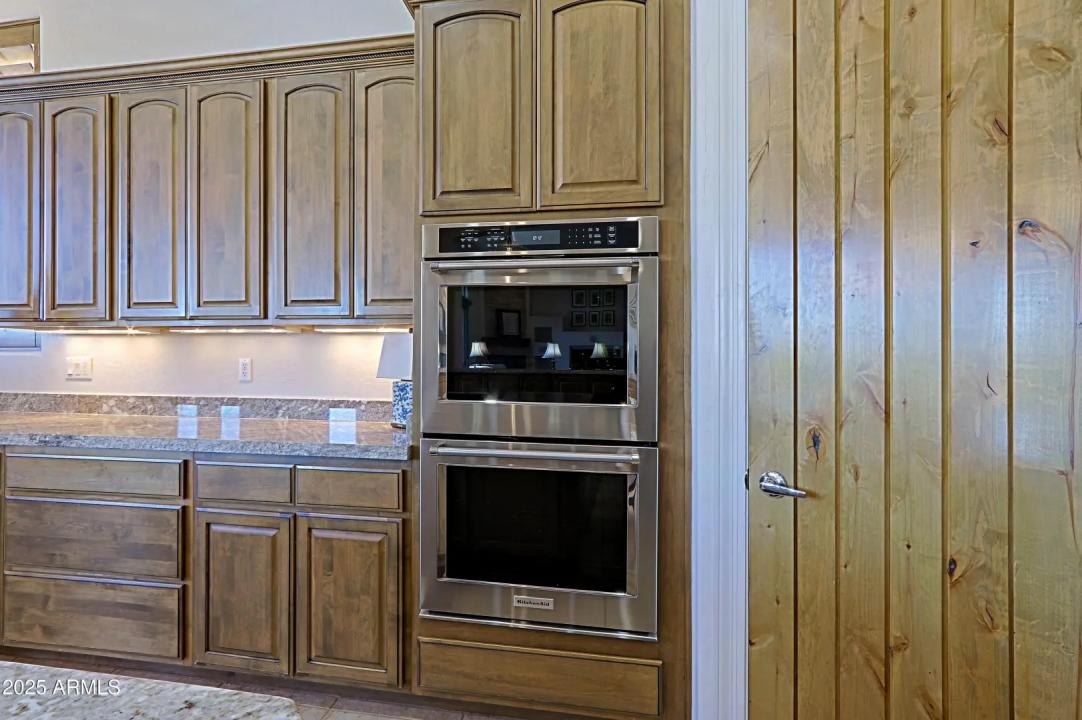 Real Estate Picture 42