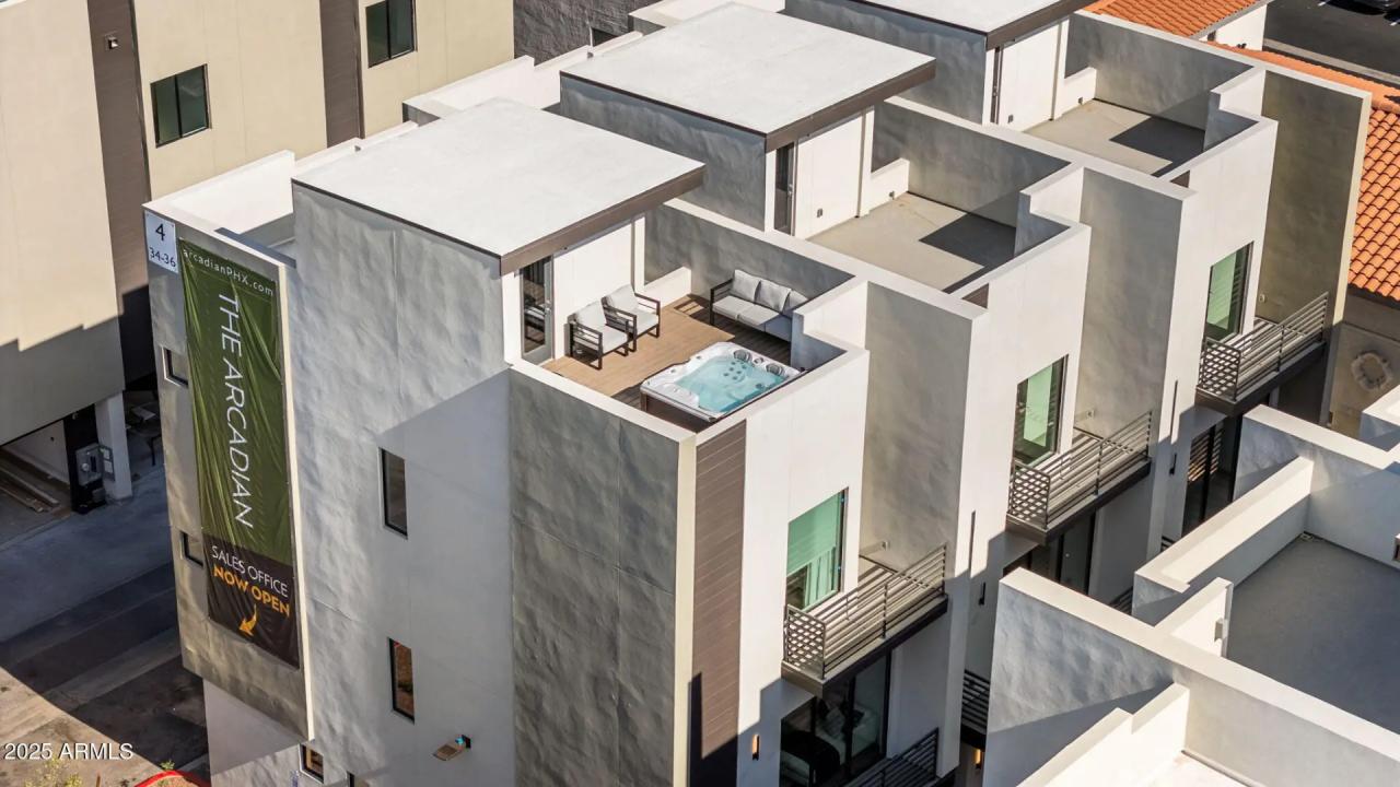 Real Estate Picture 1