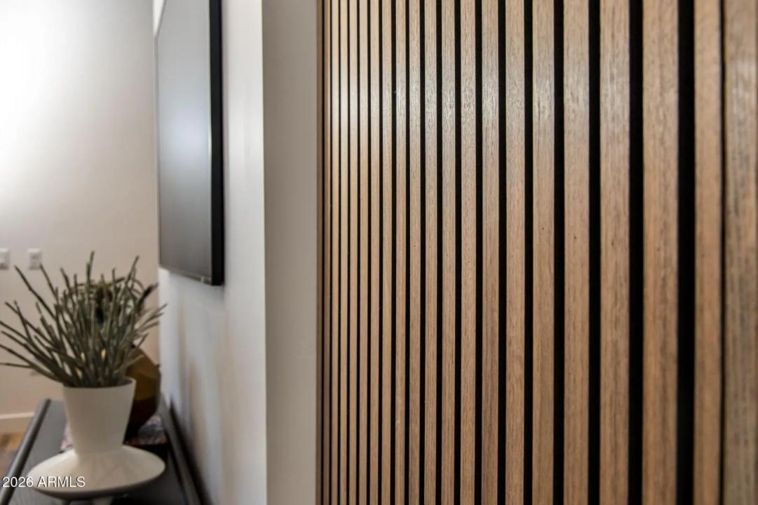 Real Estate Picture 12