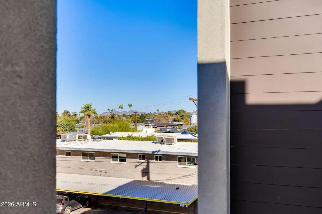 Real Estate Picture 40