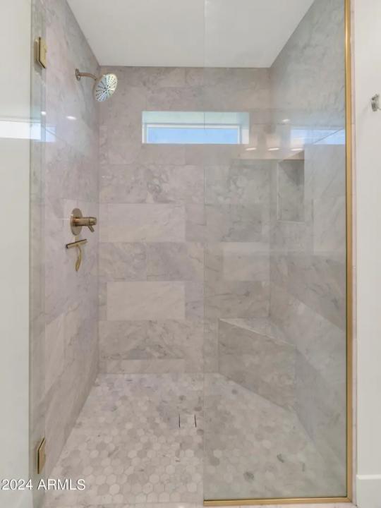 Real Estate Picture 19