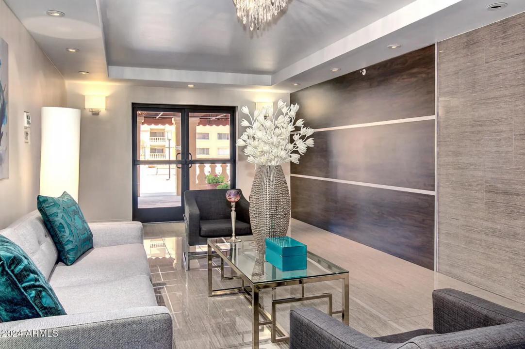 Real Estate Picture 39