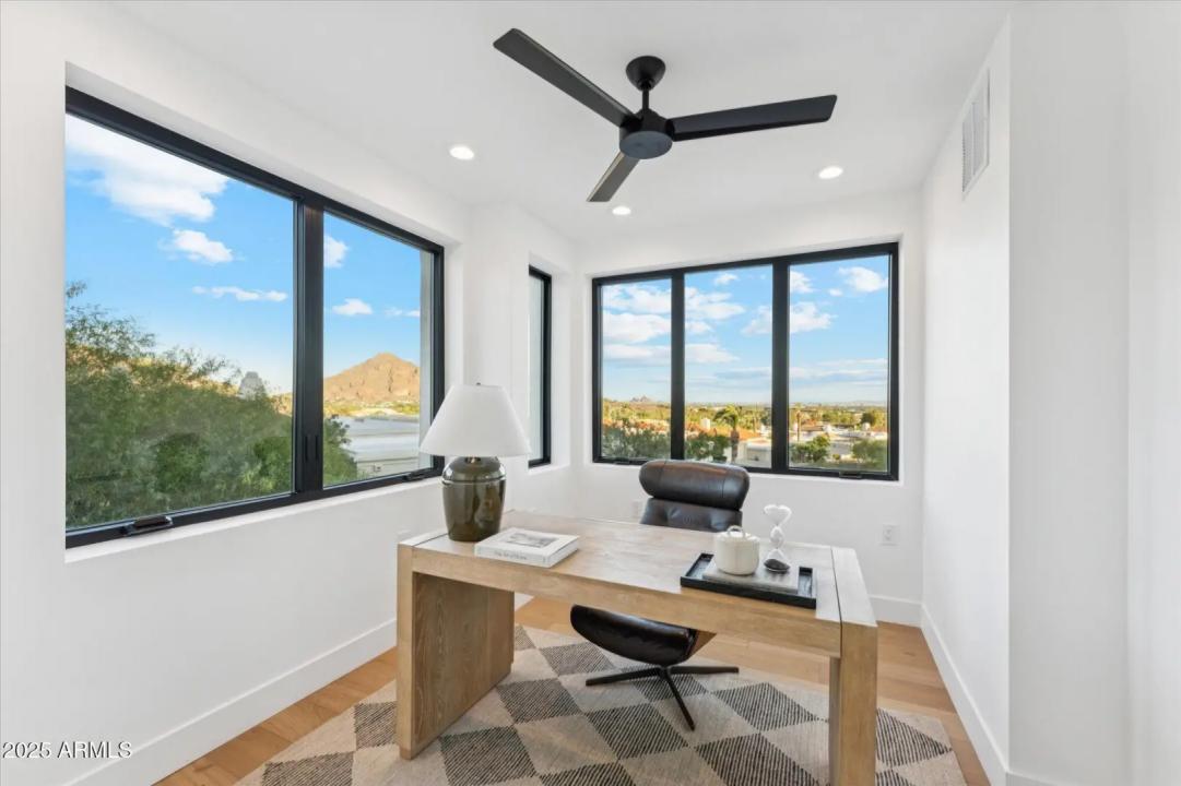 Real Estate Picture 22