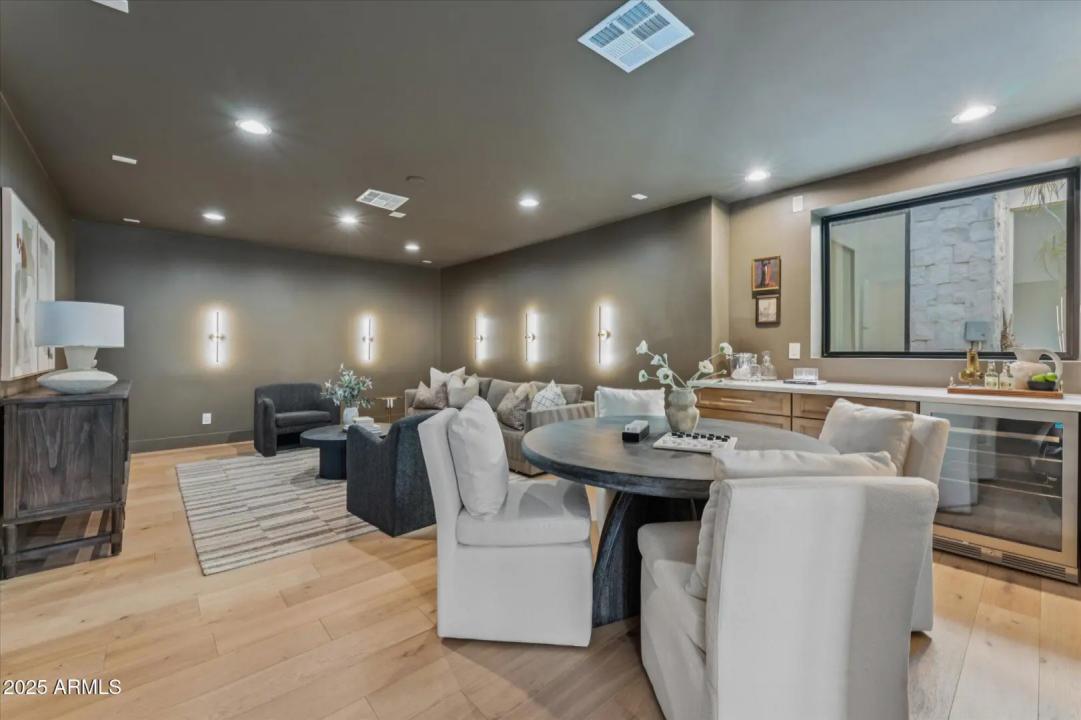 Real Estate Picture 27