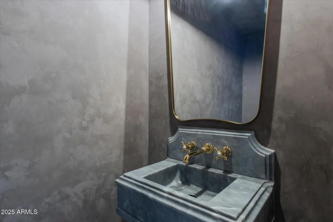 Real Estate Picture 29