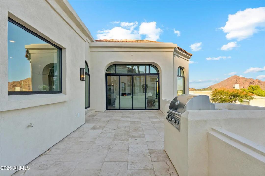 Real Estate Picture 30